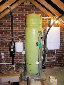 solar controller, thermal store and gas boiler